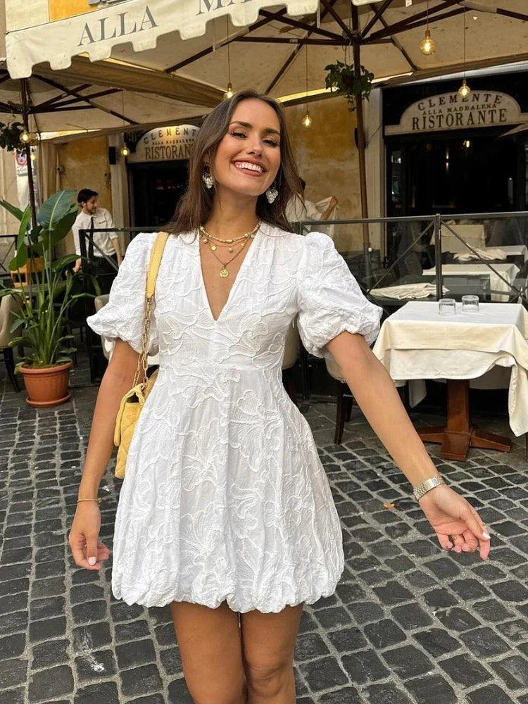 Elegantes weißes Kleid für Damen