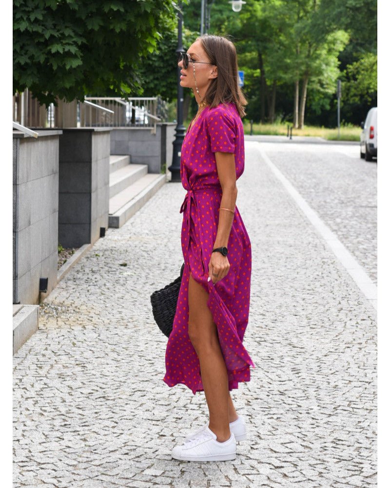 Schmeichelndes V-Ausschnitt-Kleid für Damen