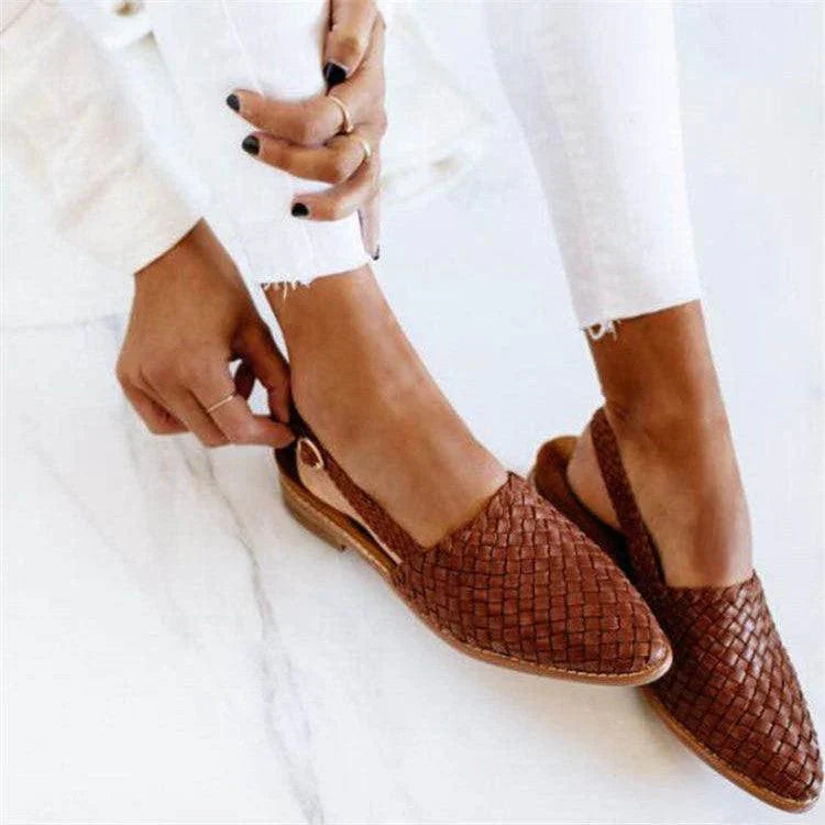 Elegante Geflochtene Ledermokassins für Damen