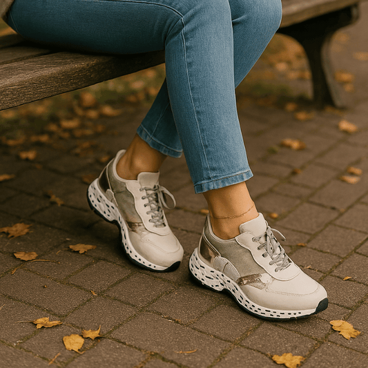 Glänzende Sneakers für Damen