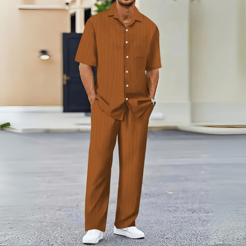 Minimalistisches Herren-Freizeit-Hemd-und-Hosen-Set