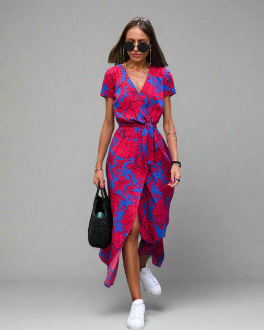 Schmeichelndes V-Ausschnitt-Kleid für Damen