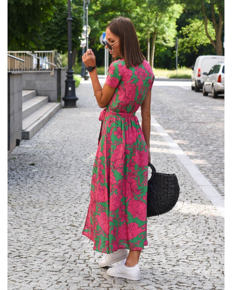 Schmeichelndes V-Ausschnitt-Kleid für Damen