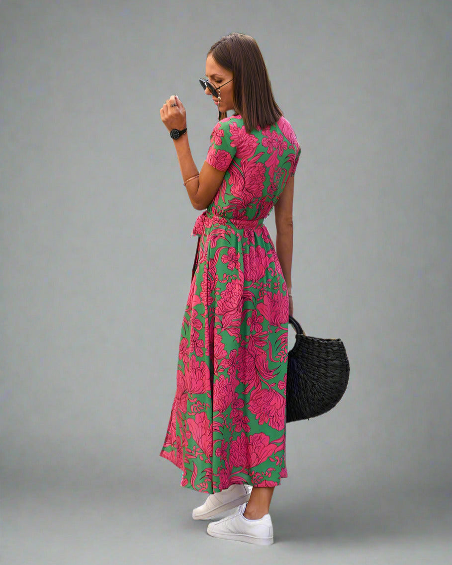 Schmeichelndes V-Ausschnitt-Kleid für Damen