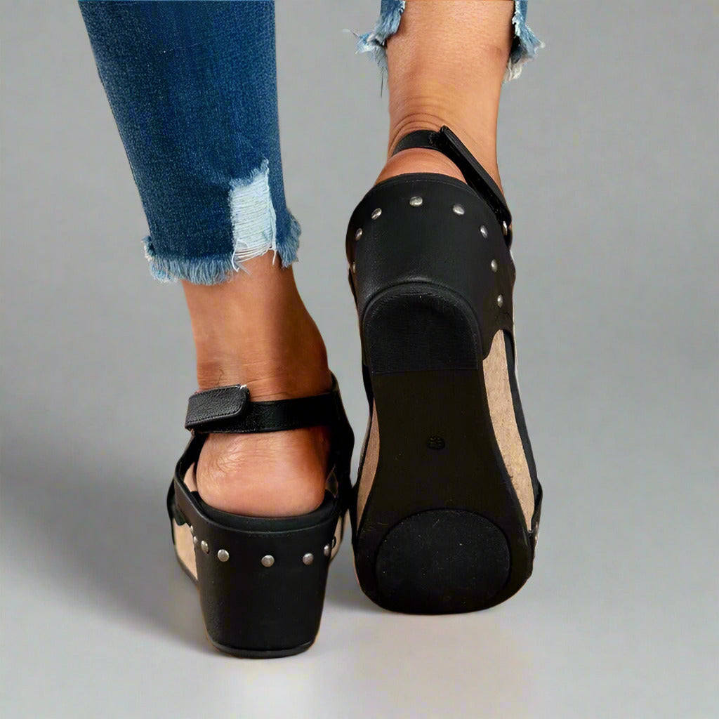 Leichte Sommersandalen für Damen